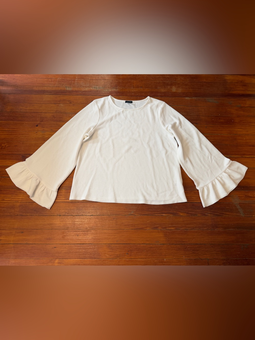 Halogen White Ruffle Bell Sleeve Sweatshirt